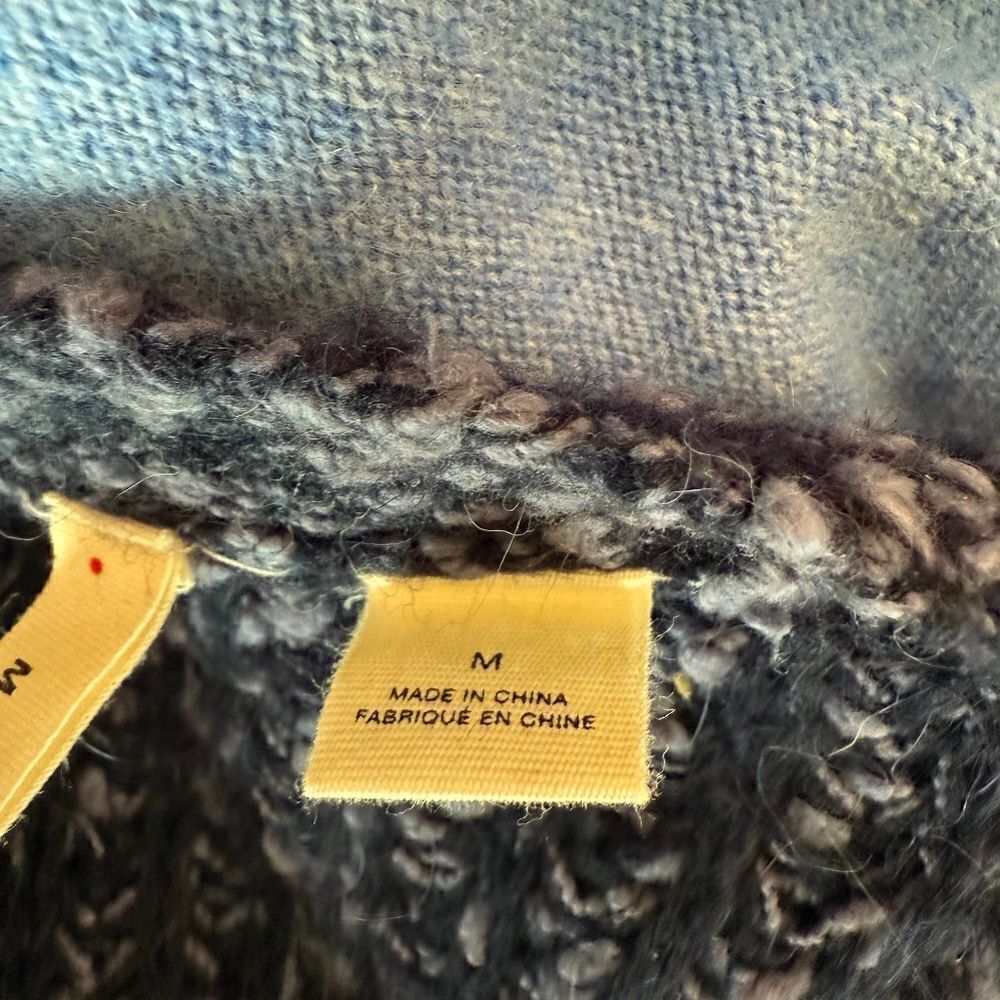 Moth Sweater side zip - Picture 4 of 7